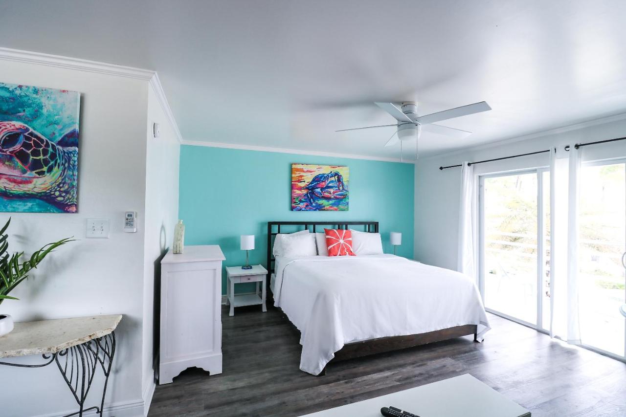 Ocean Front King Suite - Full Kitchenette  at Drop Anchor