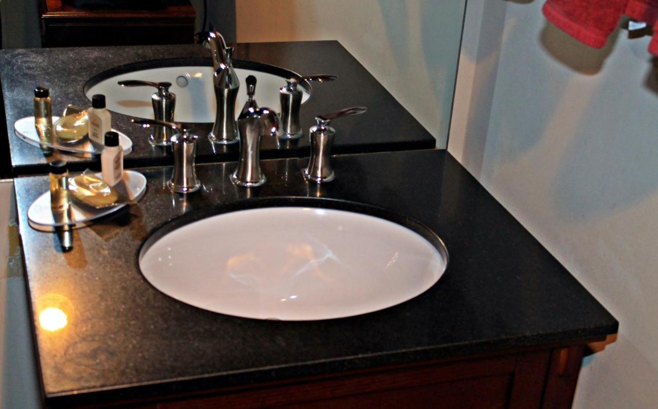 Two-Bedroom Apartment at Chateau Orleans