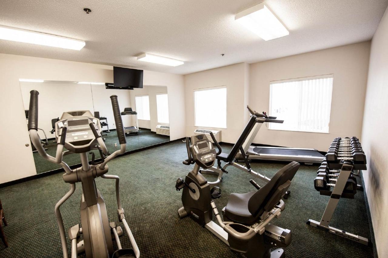 | Greystone Inn & Suites