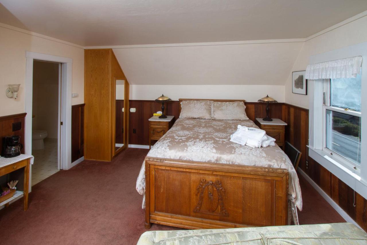 | Sweetwater Inn and Spa