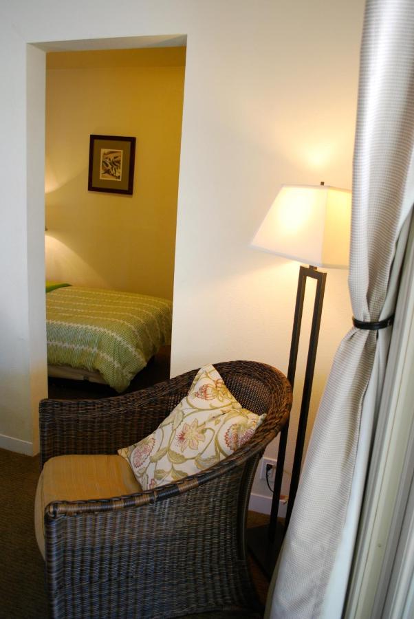 Mini Suite at Bella Capri Inn and Suites
