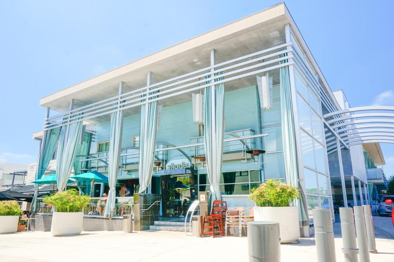 | Shade Hotel Manhattan Beach
