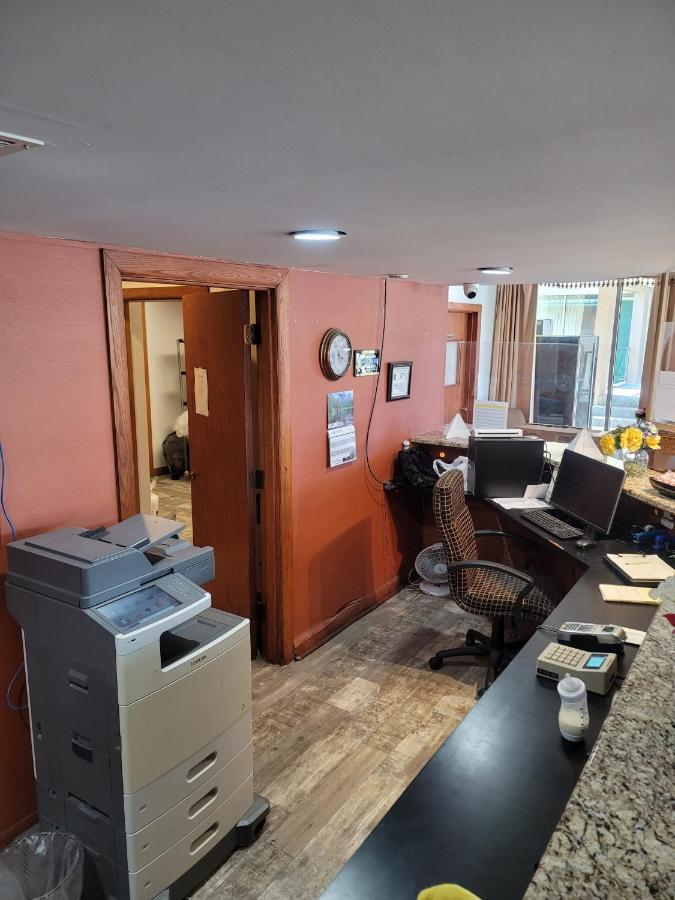  | Executive Inn Henderson