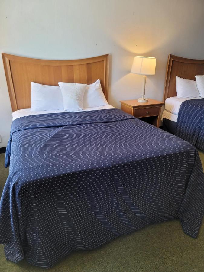  | Executive Inn Henderson