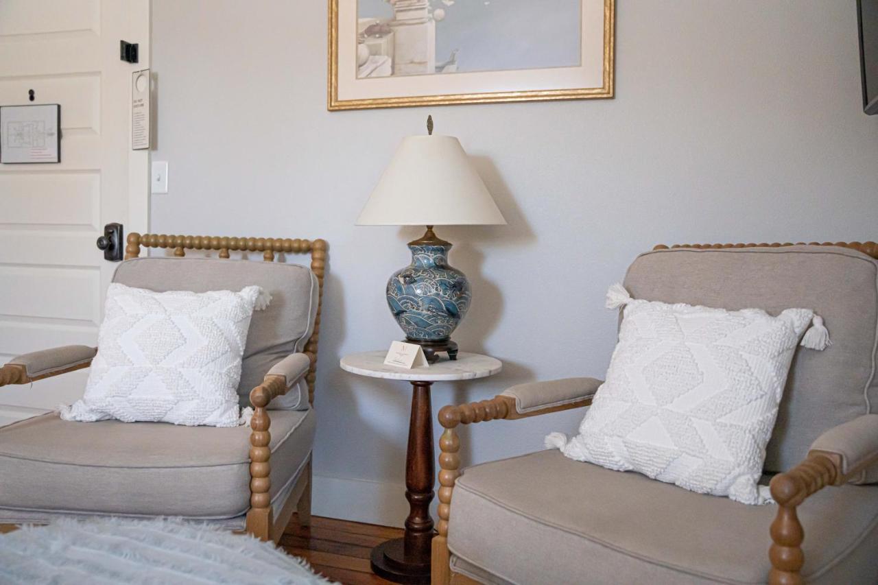 | Mossbrae Hotel