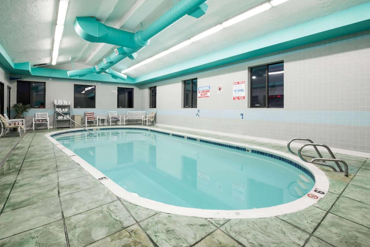 | Super 8 by Wyndham Boise
