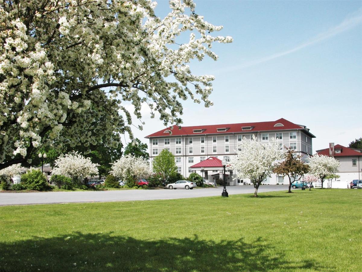  | Fort William Henry Hotel