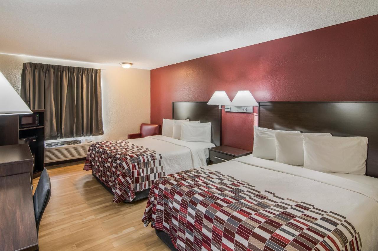 Deluxe Queen Room with Two Queen Beds - Non-Smoking at Red Roof Inn & Suites Pensacola East - Milton
