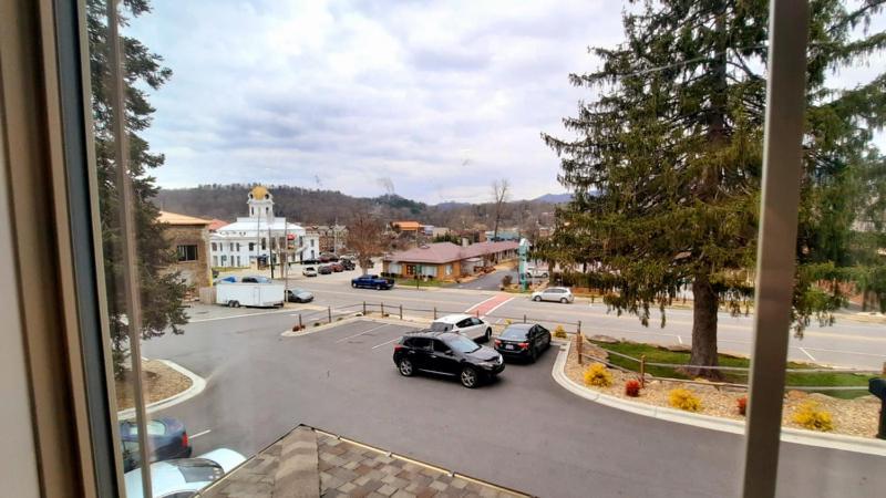 | Stonebrook Lodge Bryson City