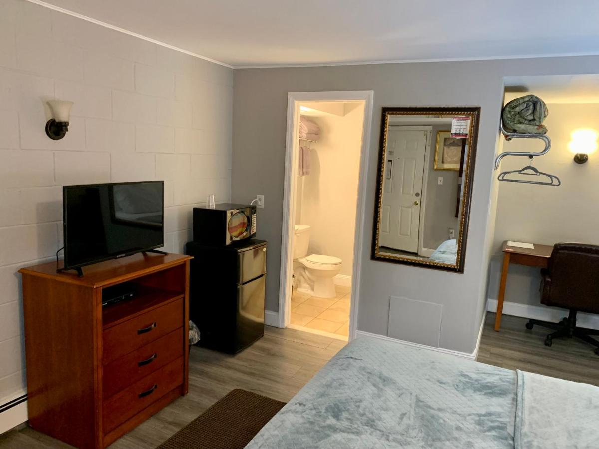 | Hill Top Motel