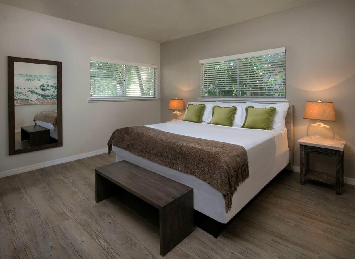 Two-Bedroom Suite with Ocean View at La Siesta Resort & Villas