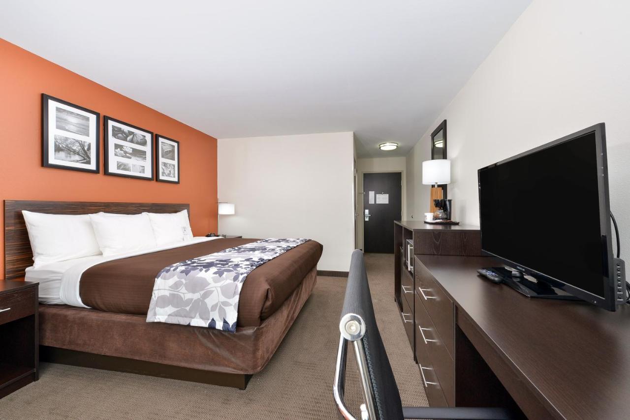 King Room - Non-Smoking at Sleep Inn & Suites and Conference Center Downtown