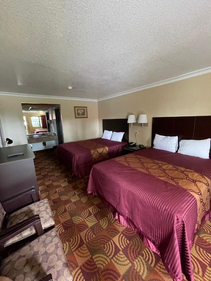 | Chino Motel