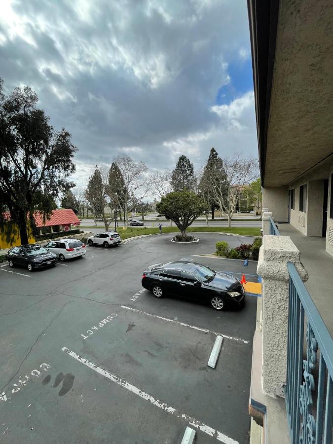 | Chino Motel