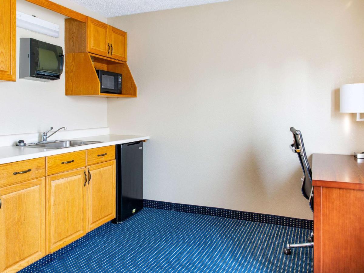 | Comfort Inn Piketon