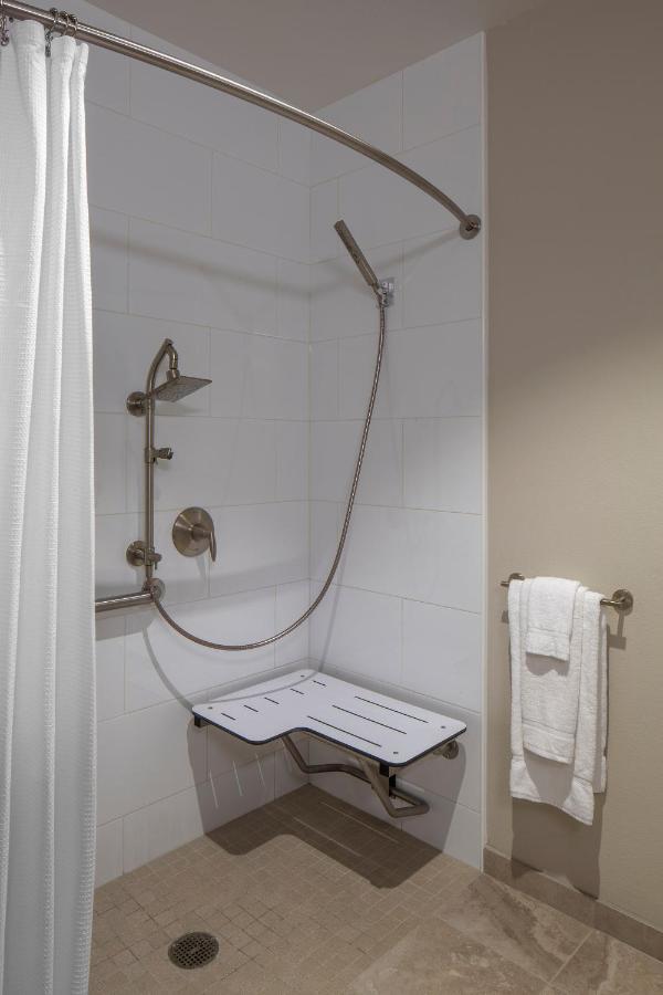Studio - Disability Access at Art House Hotel and Suites