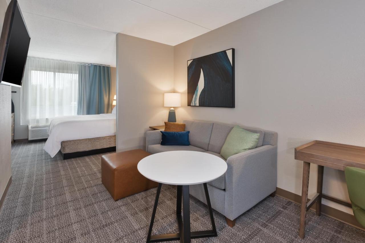 King Studio Suite - Non-Smoking at Staybridge Suites Pittsburgh Airport by IHG