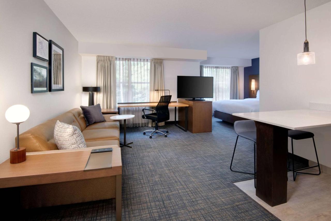 King Studio Suite- Hearing Accessible at Sonesta ES Suites Atlanta Alpharetta North Point Mall