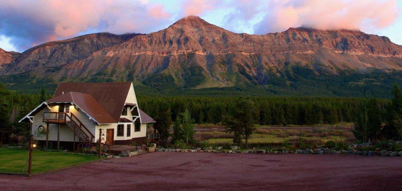 | Summit Mountain Lodge and Steakhouse