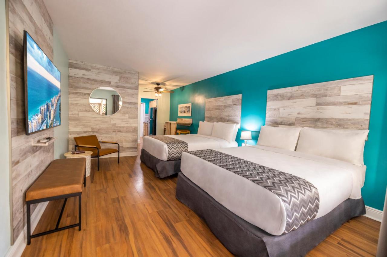 Deluxe Double Studio at Suites on South Beach