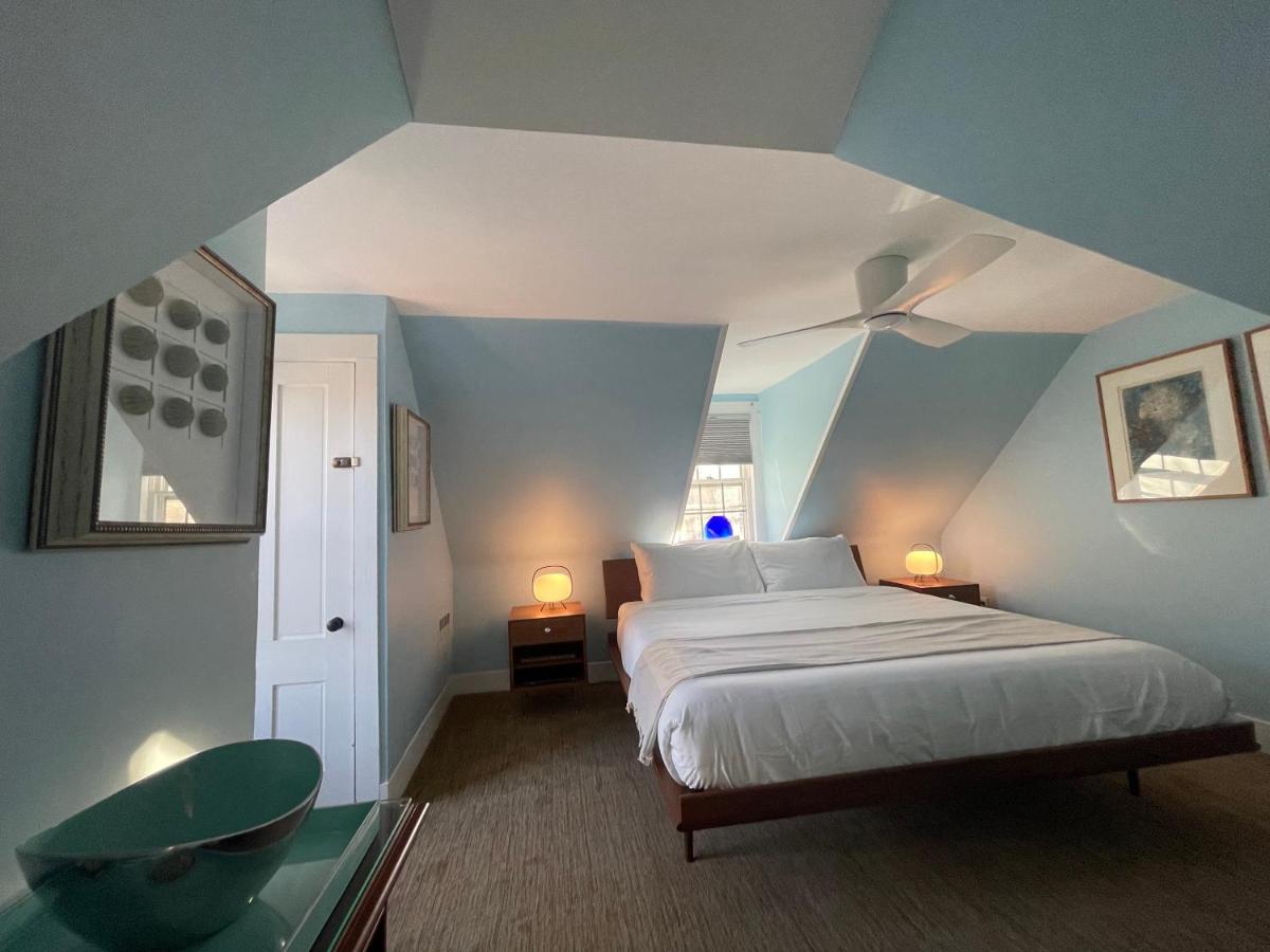| Inn at Cook Street