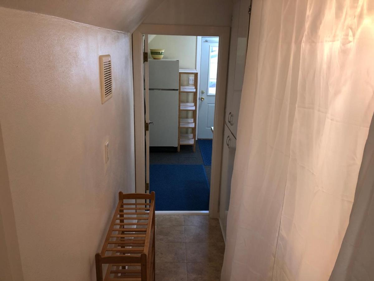 | Sunlight Splendor Apartment at Twin Oaks Inn by the Trails