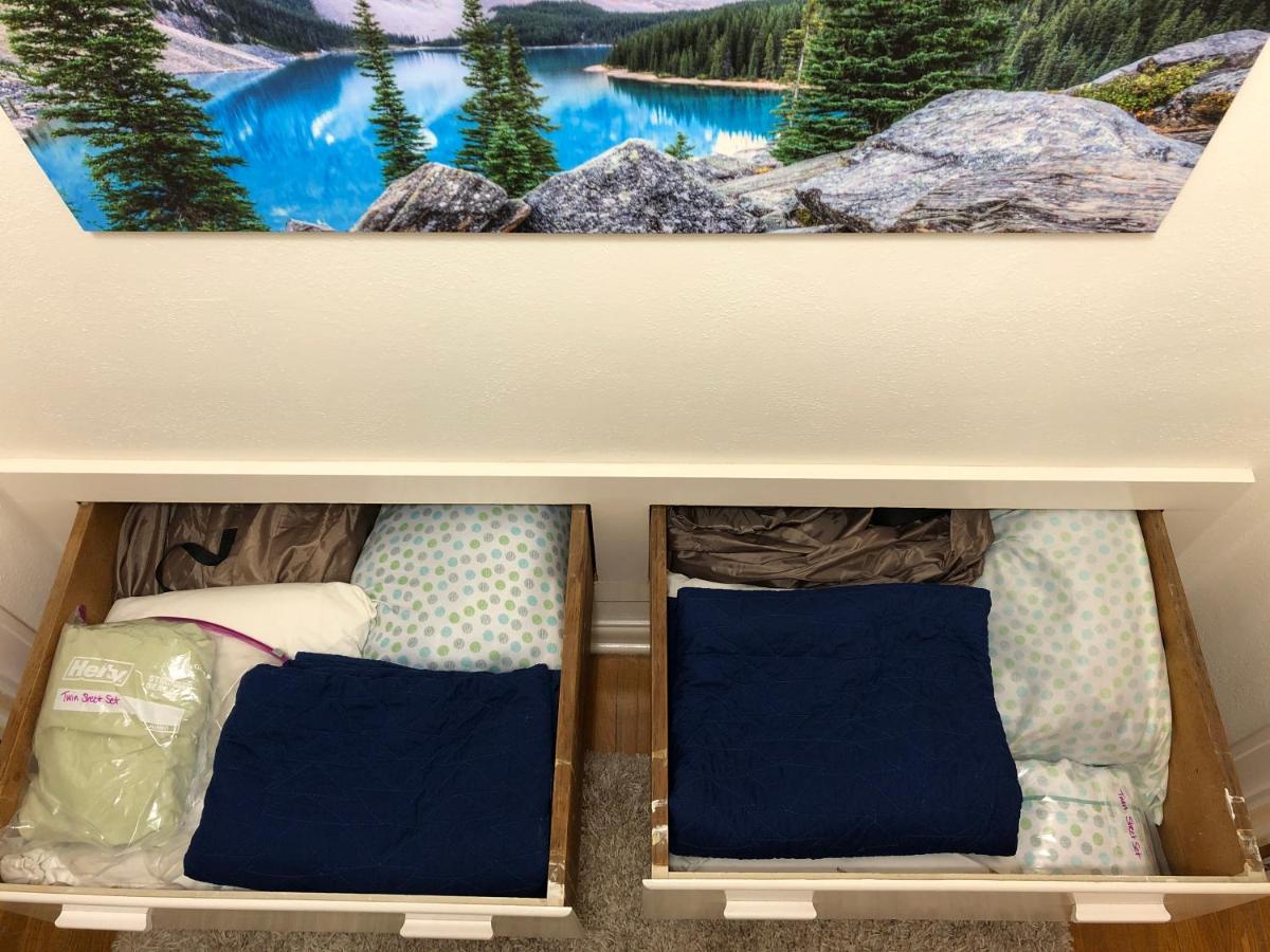 | Sunlight Splendor Apartment at Twin Oaks Inn by the Trails