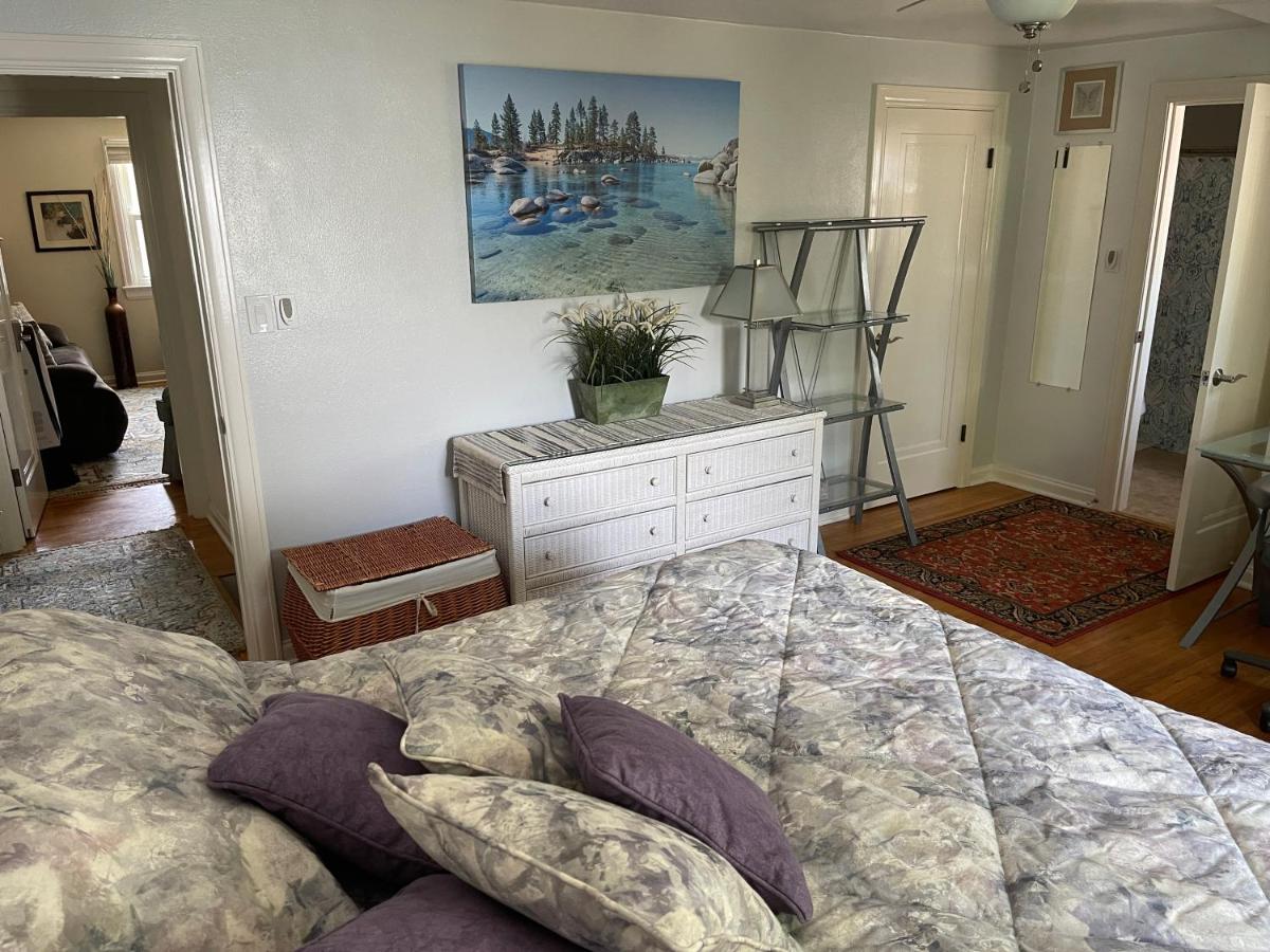 | Sunlight Splendor Apartment at Twin Oaks Inn by the Trails