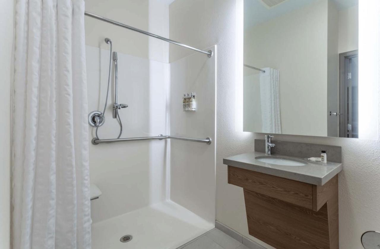 Queen Suite - Disability Access/Non-Smoking at Candlewood Suites O Fallon by IHG