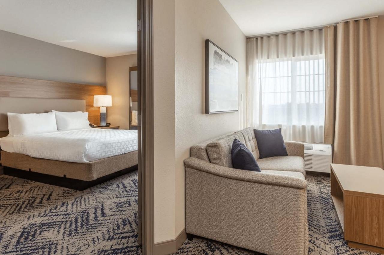 Deluxe Suite at Candlewood Suites O Fallon by IHG