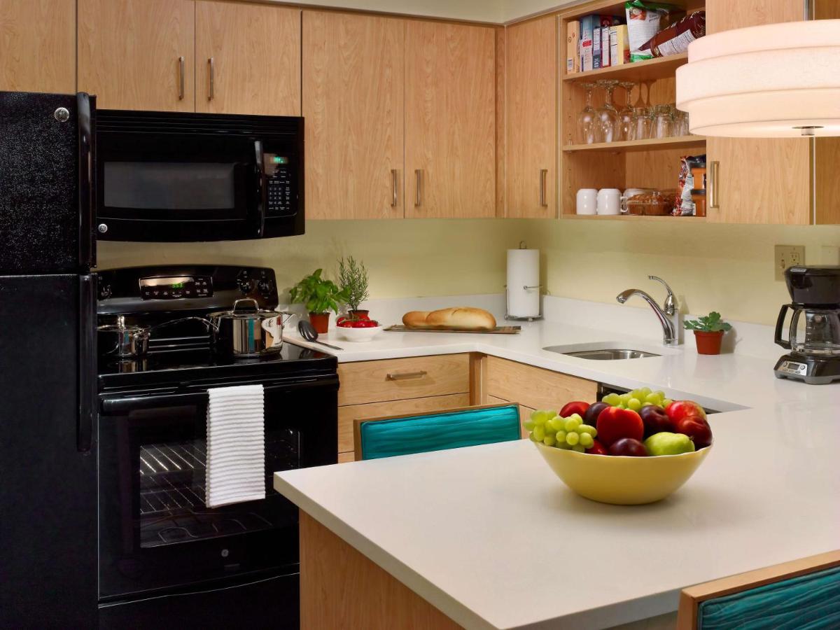 Two-Bedroom King Suite with Fireplace at Sonesta ES Suites Flagstaff