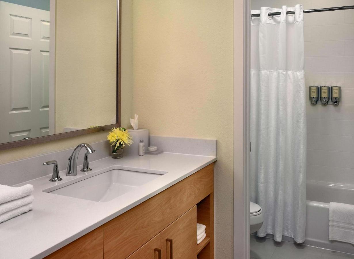 Two-Bedroom King Suite with Fireplace at Sonesta ES Suites Flagstaff