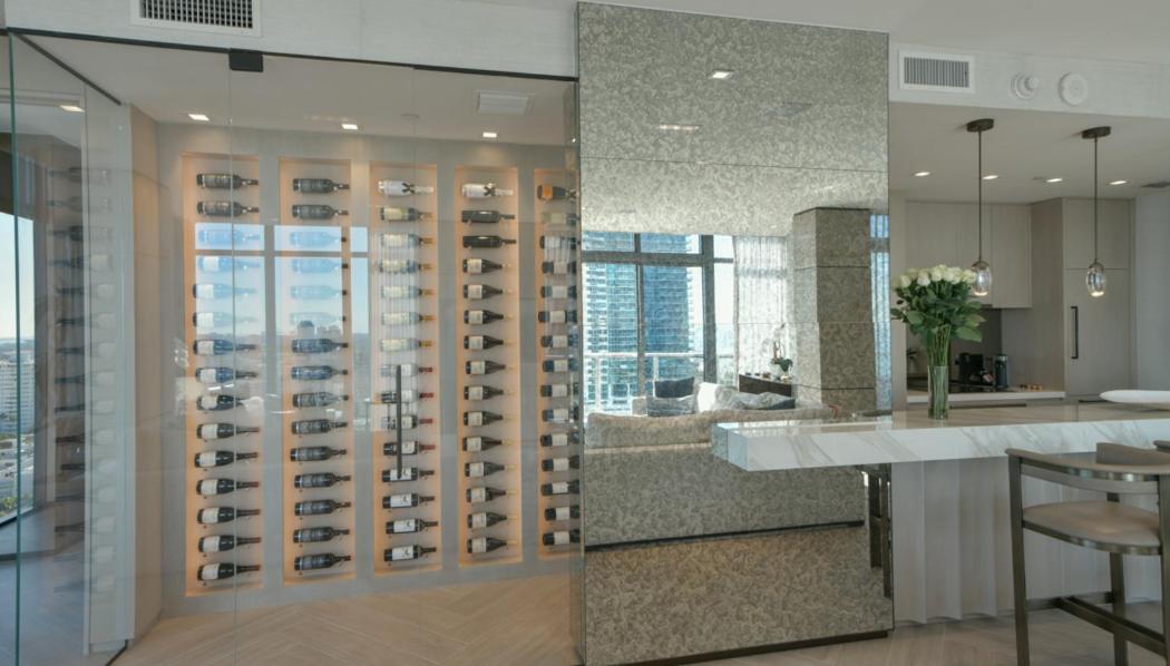| Upper Penthouse With 2nd Story Expensive Pool Deck