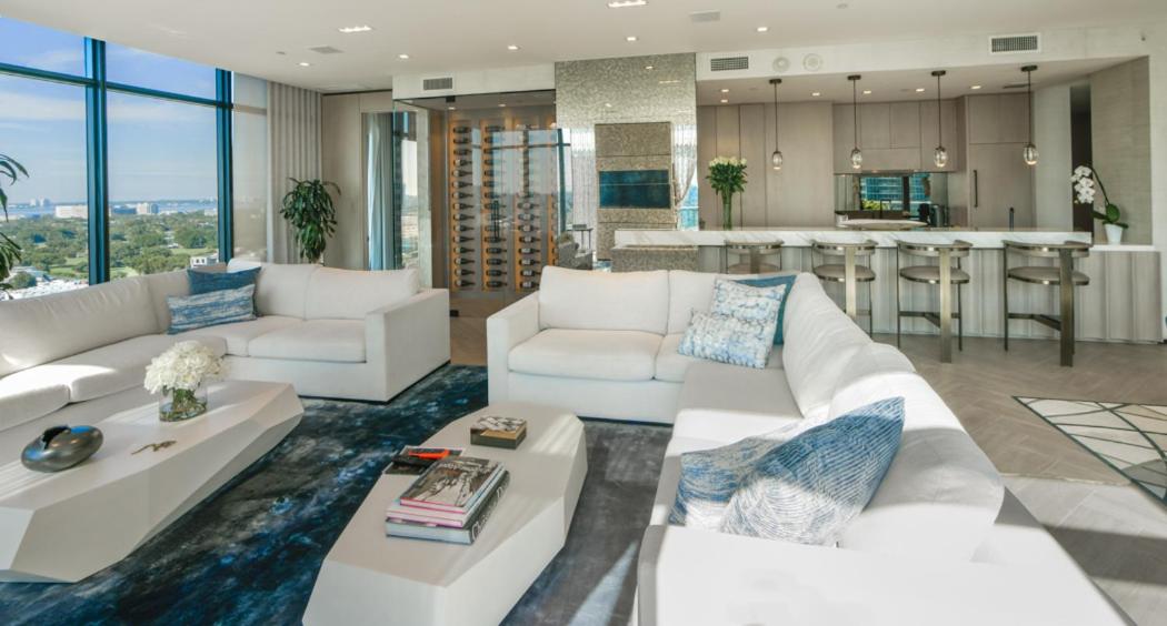 | Upper Penthouse With 2nd Story Expensive Pool Deck