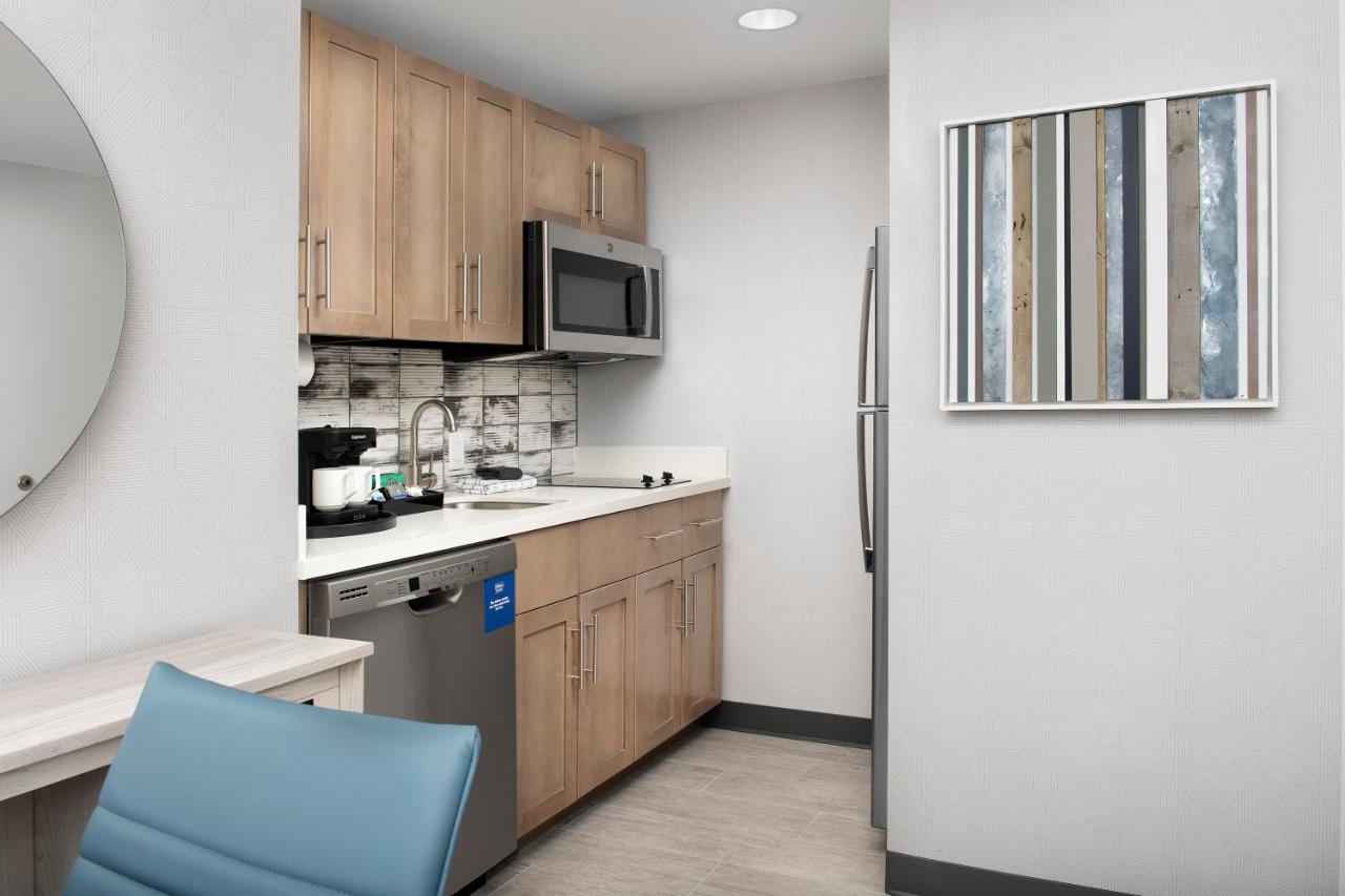 King Suite Partial Gulf View at Homewood Suites by Hilton Destin