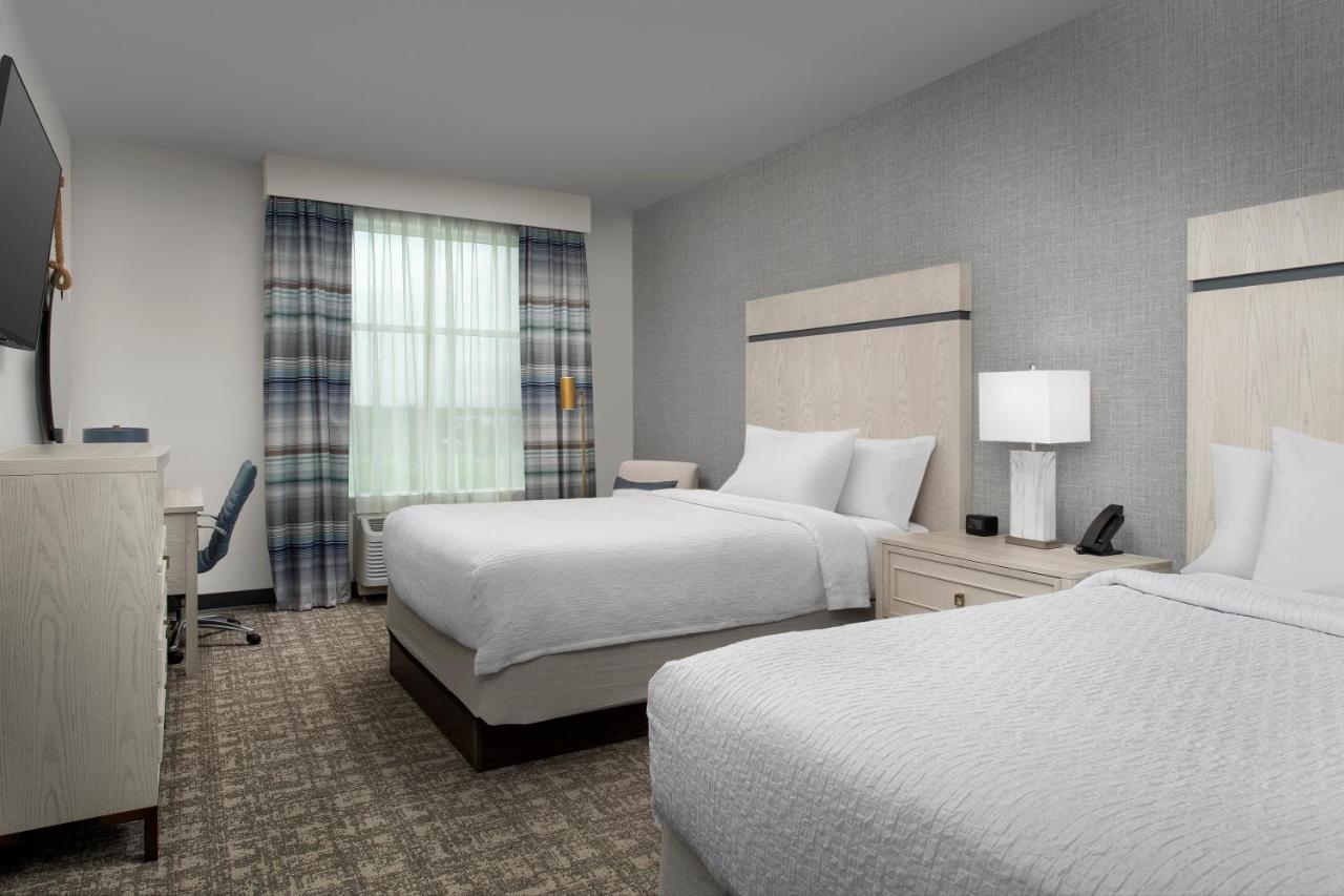 Queen Suite with Two Queen Beds and Bath Tub - Mobility Accessible at Homewood Suites by Hilton Destin