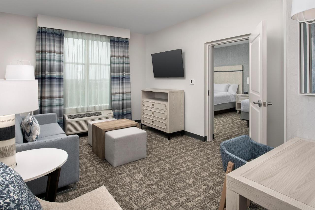 Queen Suite with Two Queen Beds and Bath Tub - Mobility Accessible at Homewood Suites by Hilton Destin