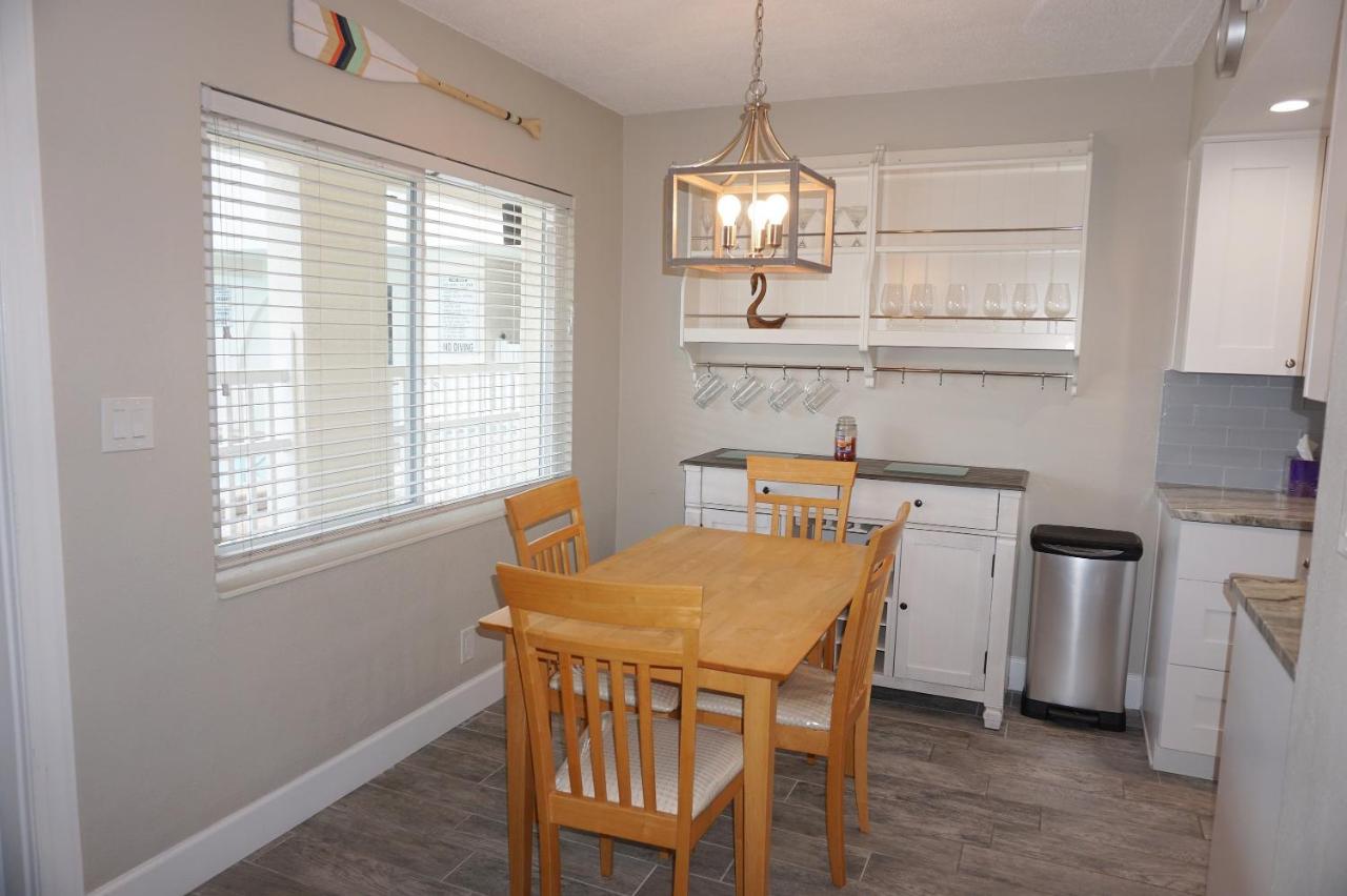 One-Bedroom Suite at Redington Surf Resort