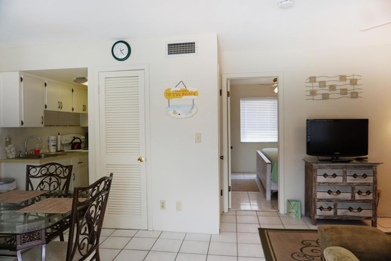 One-Bedroom Suite at Redington Surf Resort
