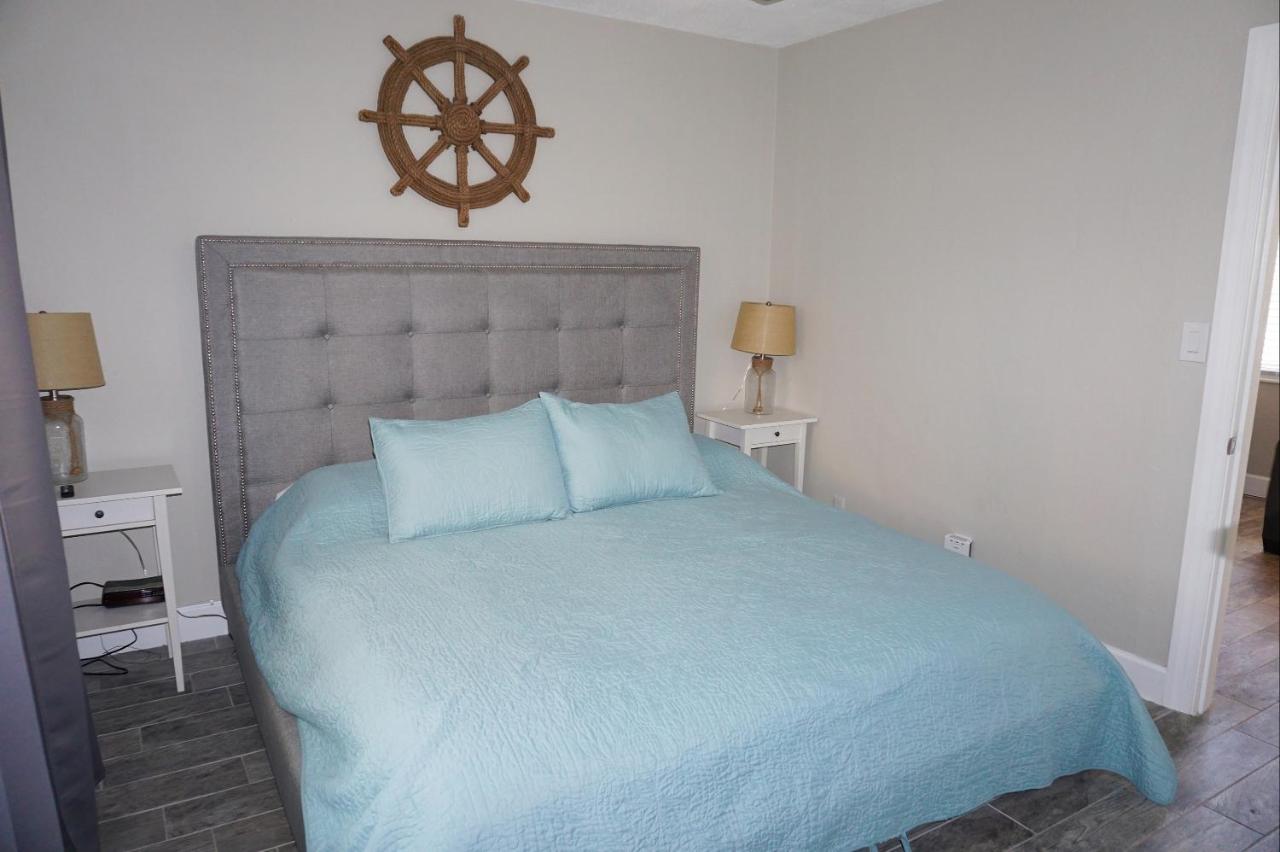 One-Bedroom Suite at Redington Surf Resort