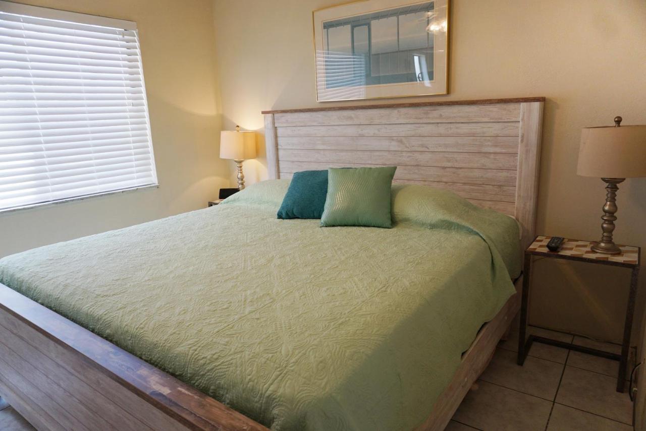 One-Bedroom Suite at Redington Surf Resort