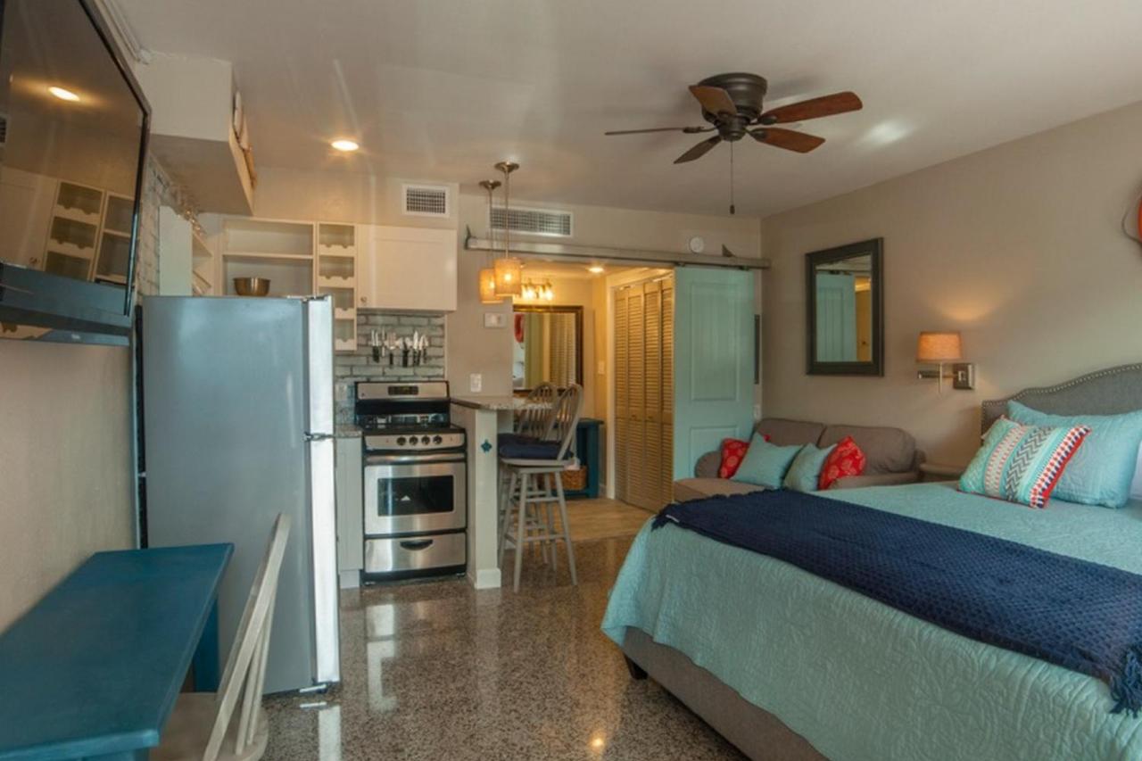 Queen Studio at Redington Surf Resort
