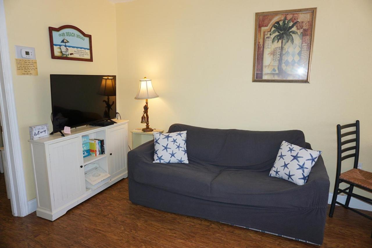 Queen Studio at Redington Surf Resort
