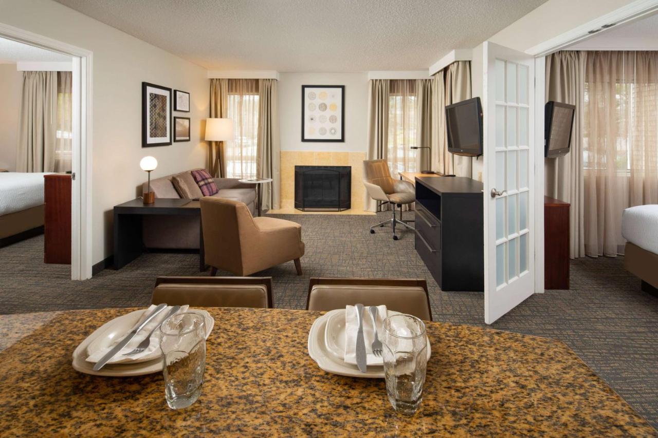 Two Bedroom Suite - Queen in Each - Hearing Accessible at Sonesta ES Suites Nashville Brentwood