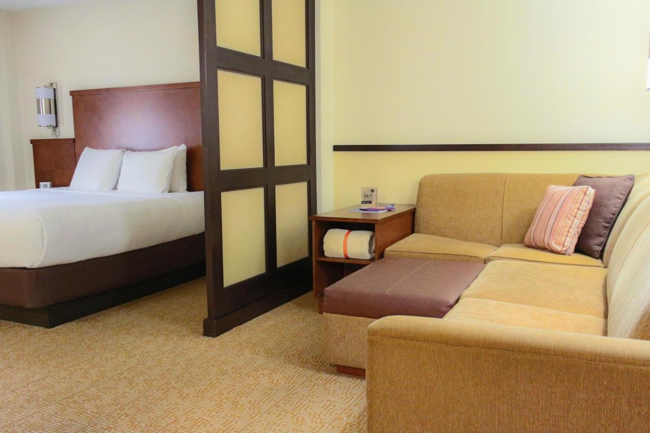 King Room at Hyatt Place Atlanta Downtown