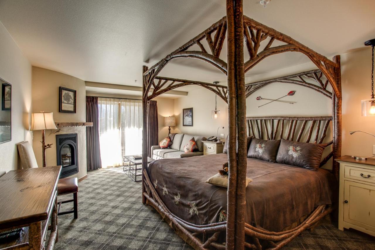 Executive Single Room with Balcony at Bavarian Lodge