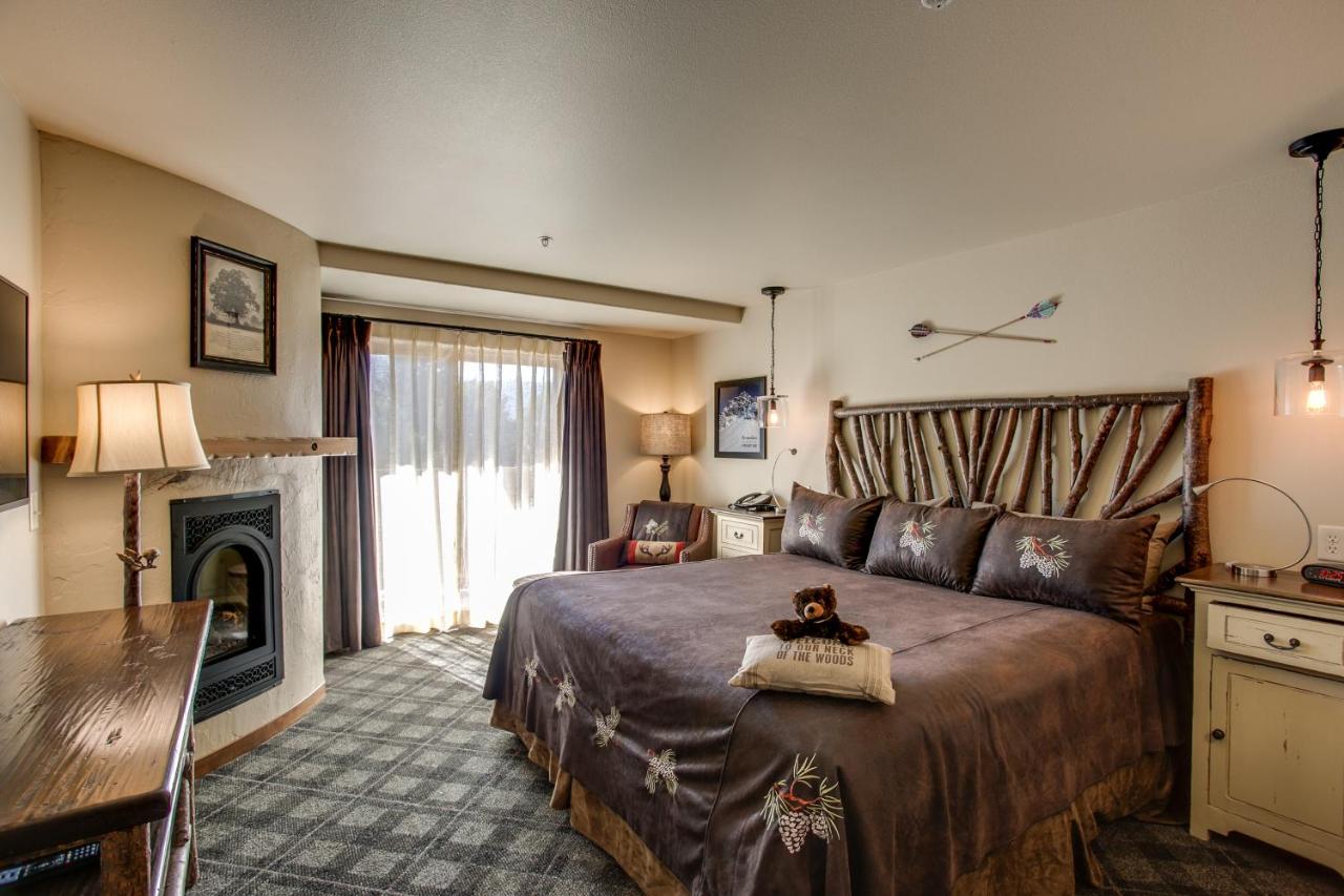 Deluxe Single Room with Balcony at Bavarian Lodge