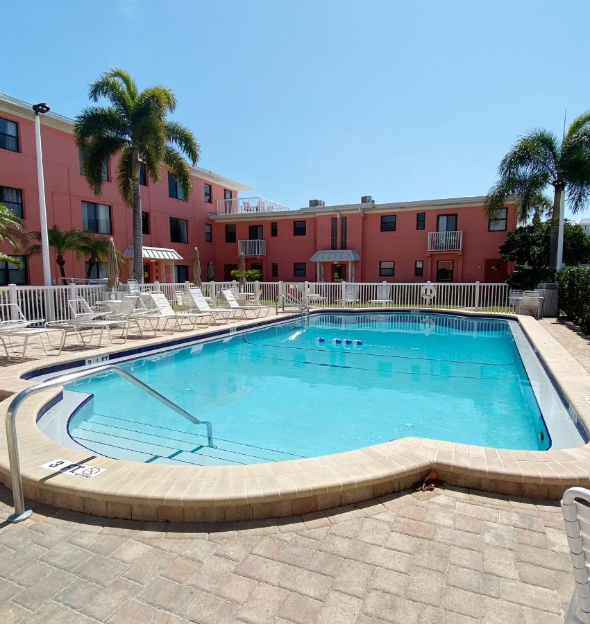 Queen Studio at Gulf Winds Beach Resort
