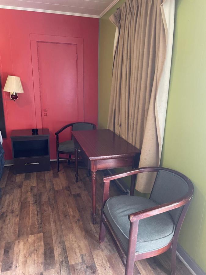  | Budget Inn