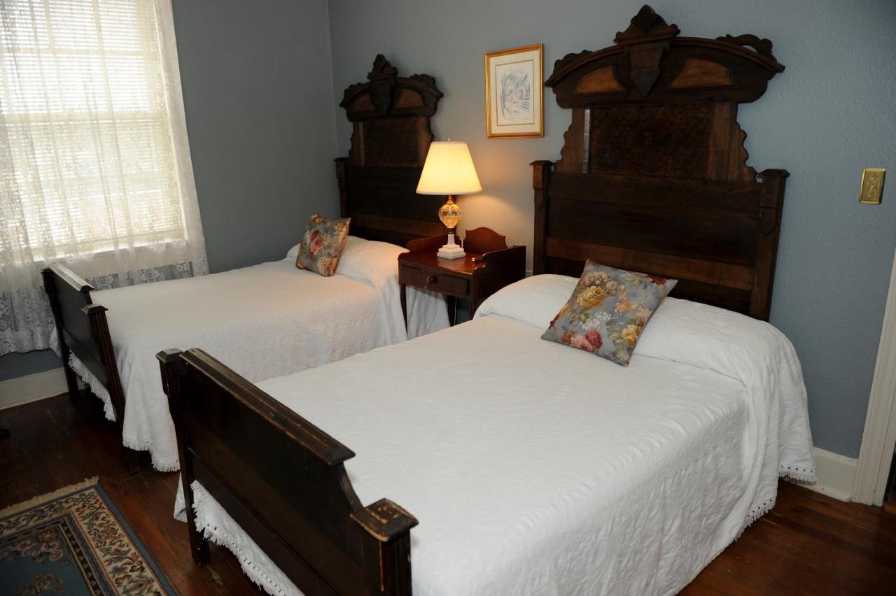 | Inn at the Olde Silk Mill